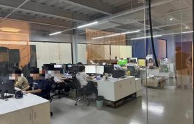 上海“竖店”一日游：6000元秒变总裁，短剧热潮退了吗？缩略图