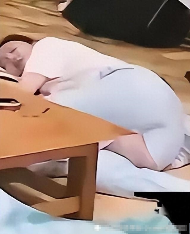 大S家常模样大公开！具俊晔分享老婆私下超随性，地板也能当床睡，形象啥的都抛脑后啦！插图1