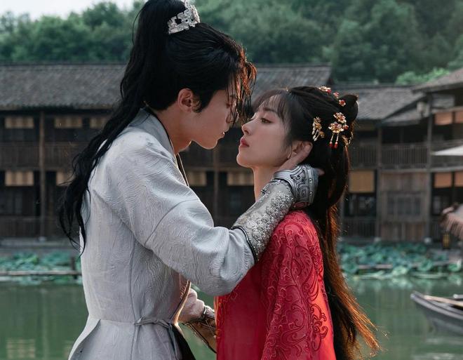 明晚见！帅哥美女扎堆，导演也牛，这剧要火！插图